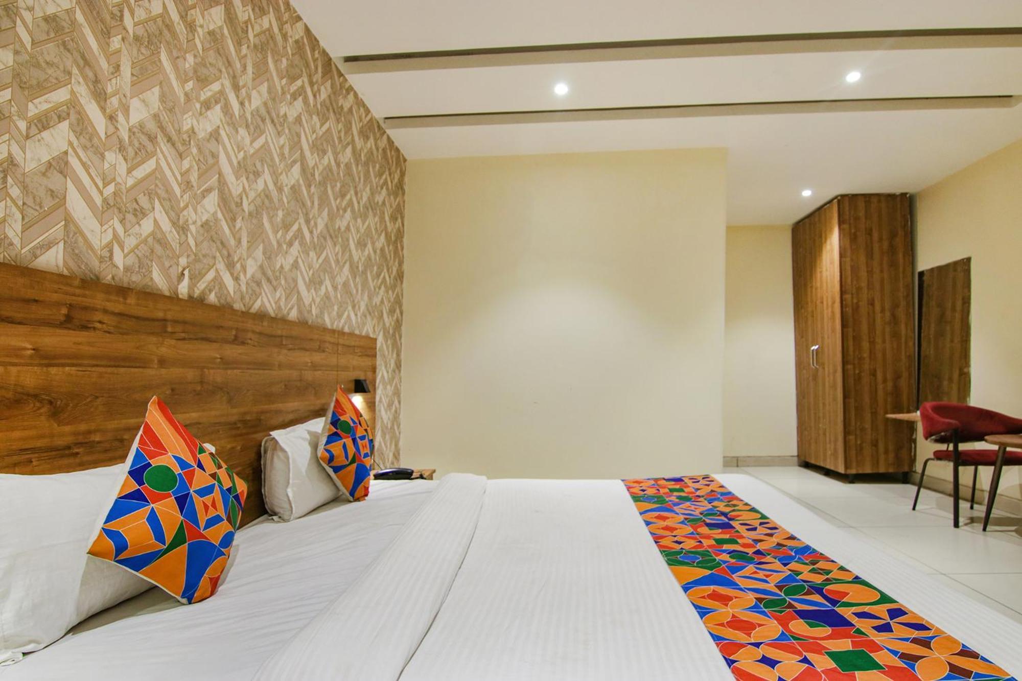 Fabhotel Golden Glory Нью-Делі Екстер'єр фото